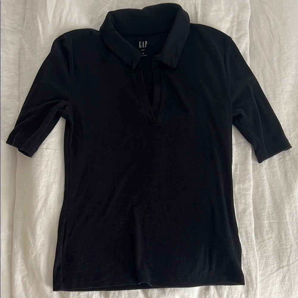 GAP Black Ribbed Polo Top